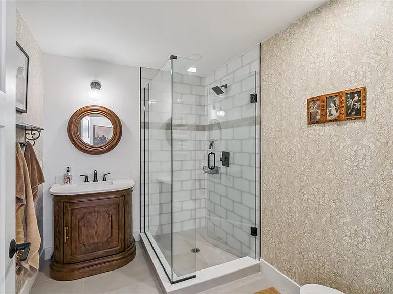 1304 Santa Rosa Ct — Photo 18