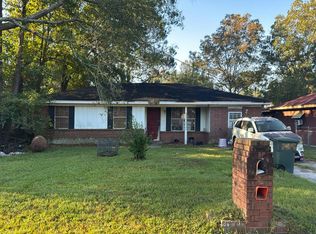 1917 Cimarron St, Savannah, GA 31405