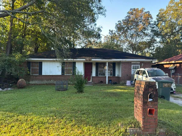 1917 Cimarron St, Savannah, GA 31405