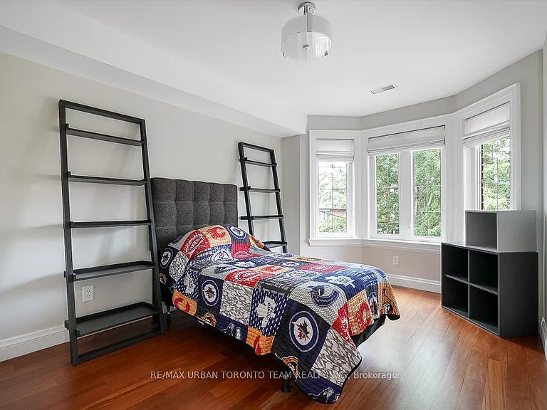 21A Grove Ave — Photo 24
