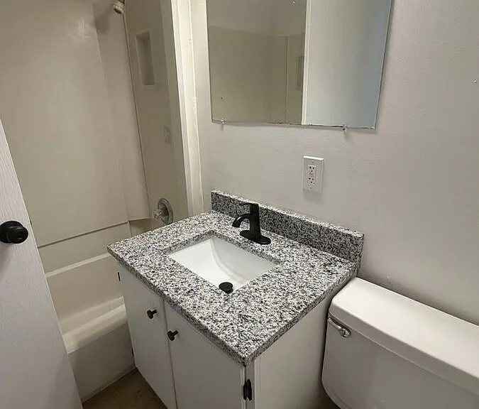 3536 Tudor Dr #C — Photo 32
