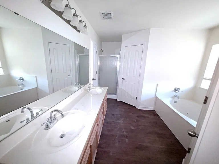 5617 Cobalt Ln — Photo 10