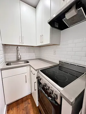 Rented by ERNY LLC | media 6