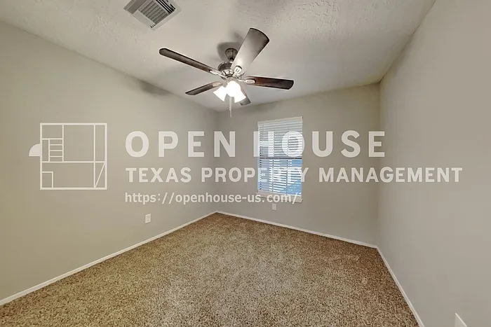 26 Pinewood Forest Ct — Photo 13
