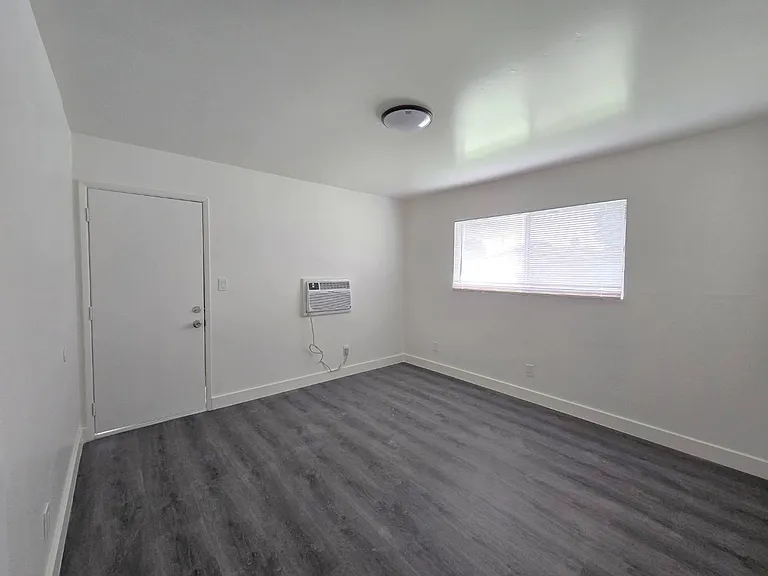 514 Leverett Ave #A — Photo 6