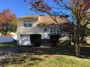 1806 Logan Rd, Ocean, NJ 07712