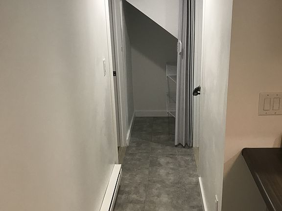 4th image of 240 Pine St #2