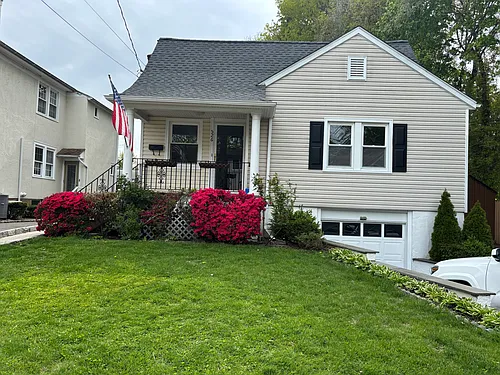 526 Carroll Ave Photo 1