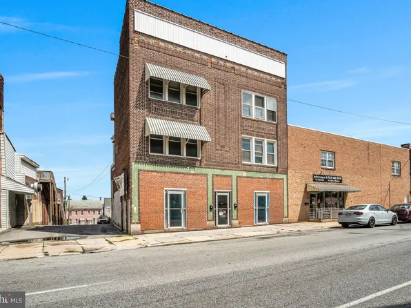 725 E Market St Floor 735-1, York, PA 17403
