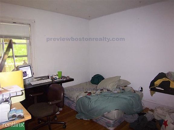 3rd image of 193 Cypress St #3TA