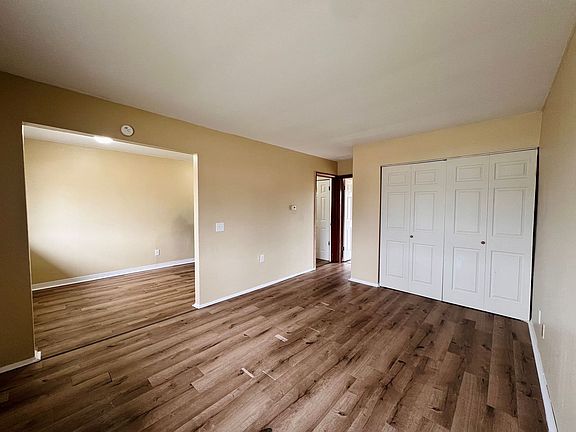 4th image of 77 Walbridge Ave #1