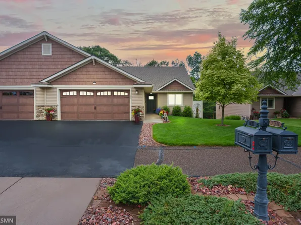 770 Club View Ln, Altoona, WI 54720