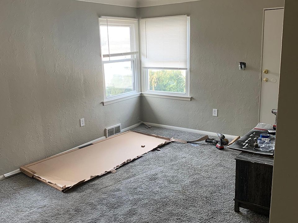 1002 Irene St, Pekin, IL 61554 Zillow