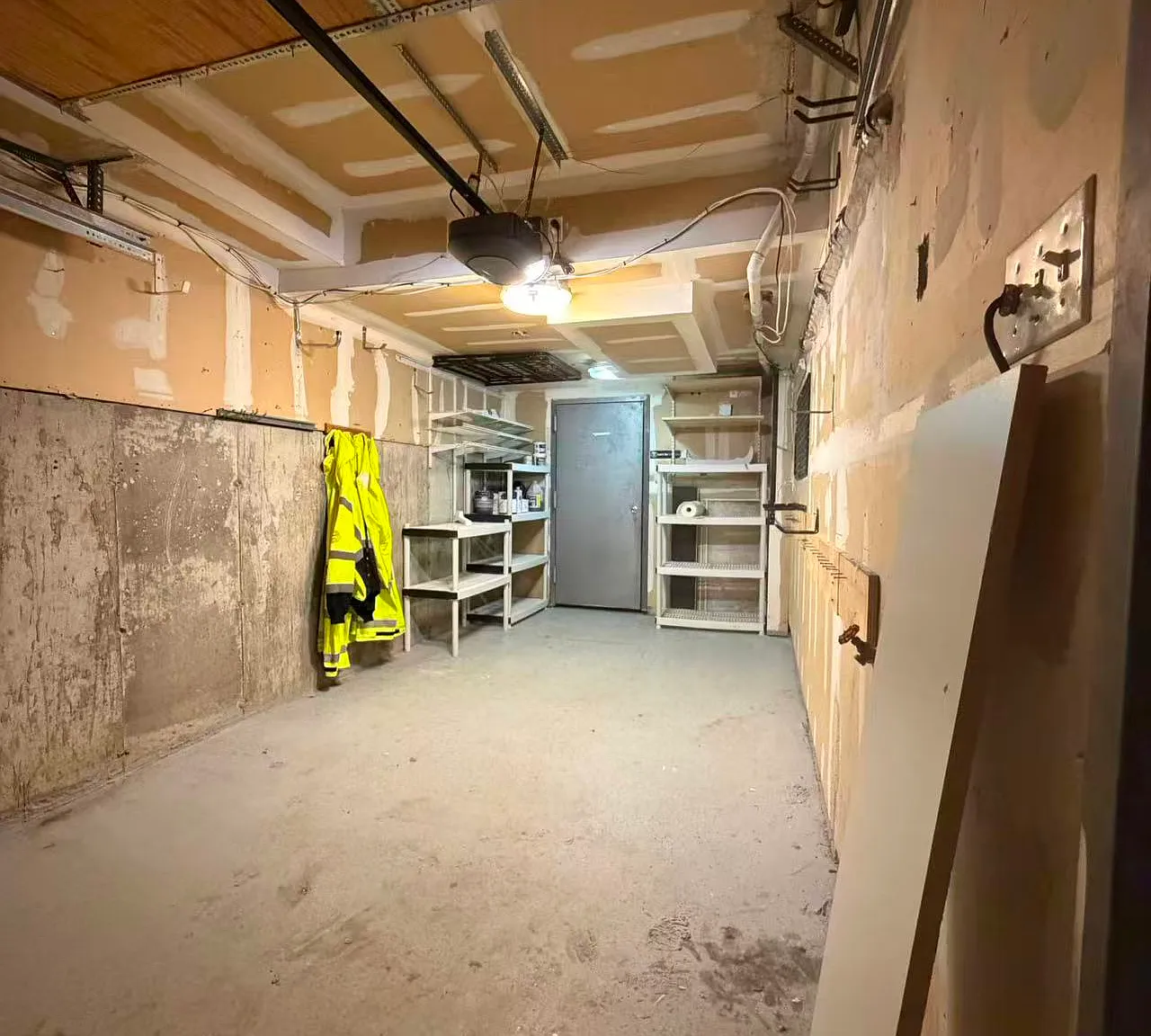 3 bed, 2.5 bath, 1500 sqft, $3,400 — Photo 3
