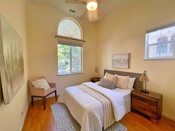 4th image of 4446 Moulin Pl