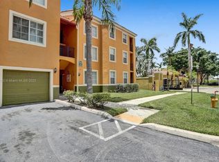 2440 E Preserve Way APT 106, Hollywood, FL 33025