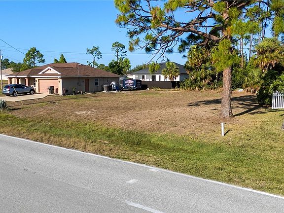3rd image of 3634 W Gator Cir