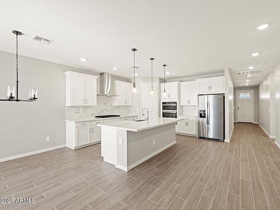 5th image of 17637 W MARIPOSA Drive