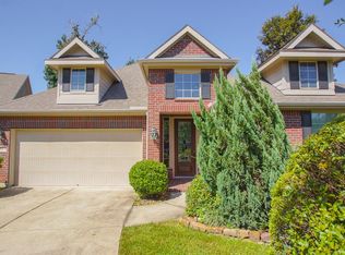 83 N Victoriana Cir, The Woodlands, TX 77389