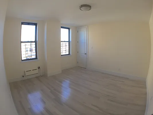 Rented by Newcastle Realty Services | media 14