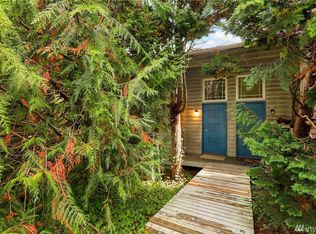 19214 61st Ave NE, Kenmore, WA 98028