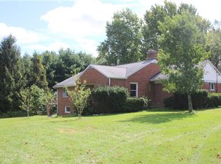 5268 Ford Rd, Madison, OH 44057