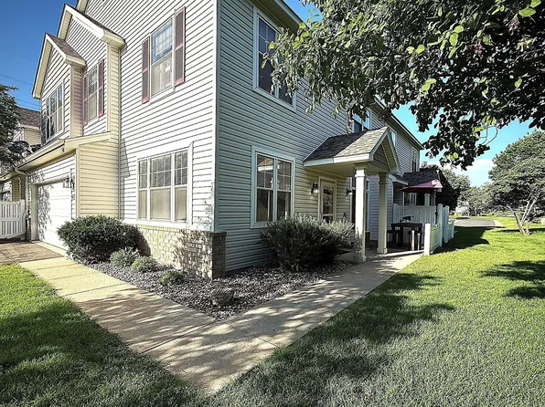 868 Princeton Ave, Shakopee, MN 55379