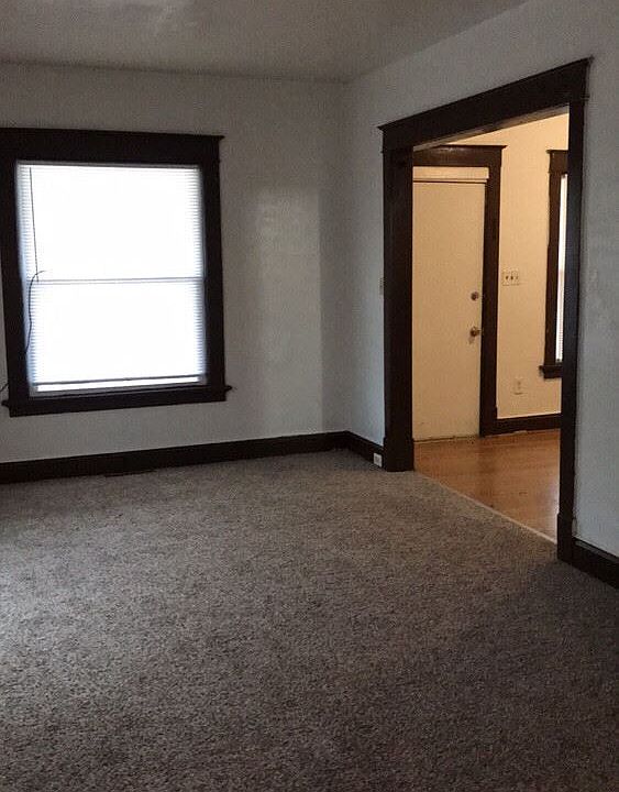 2nd image of 225 Walbridge Ave