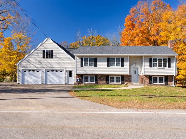 563 Old Post Rd, North Attleboro, MA 02760