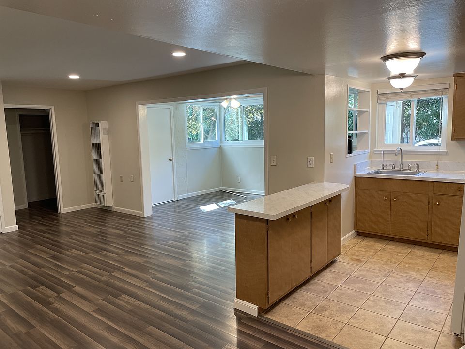 1st image of 14225 Lora Dr #1-42-1