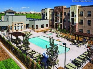 24590 E Applewood Cir UNIT 1012, Aurora, CO 80016