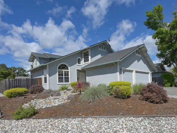 9662 Dawn Way, Windsor, CA 95492