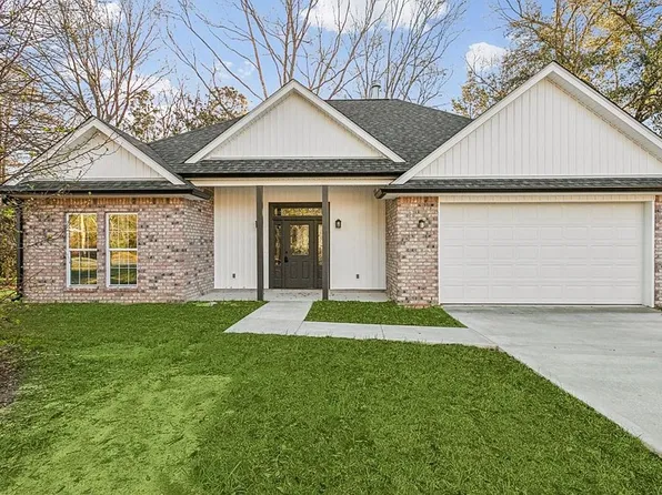 119 Ridgeview Dr, Carriere, MS 39426