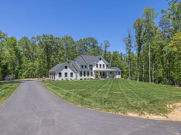 2nd image of 990 Broad Axe Rd