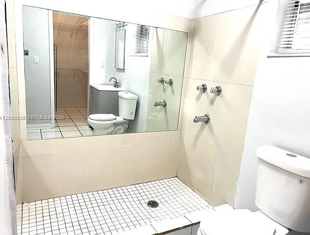 504 N 57th Ave #NORTH — Photo 14
