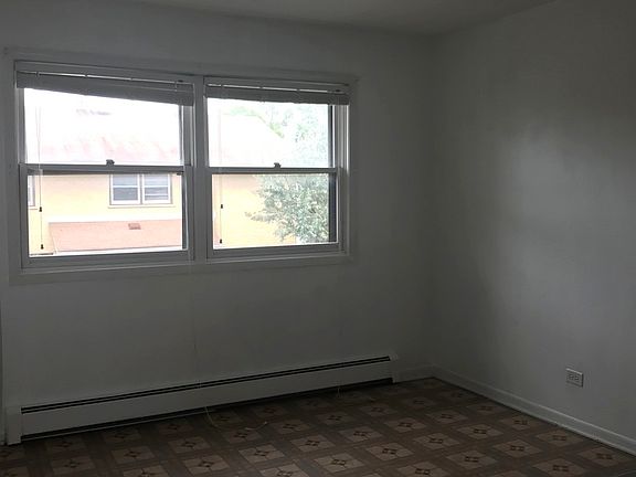 4th image of 121 S Whispering Hills Dr APT C1