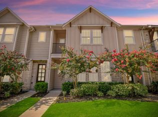 18225 Crystal Knoll Dr, Cypress, TX 77433