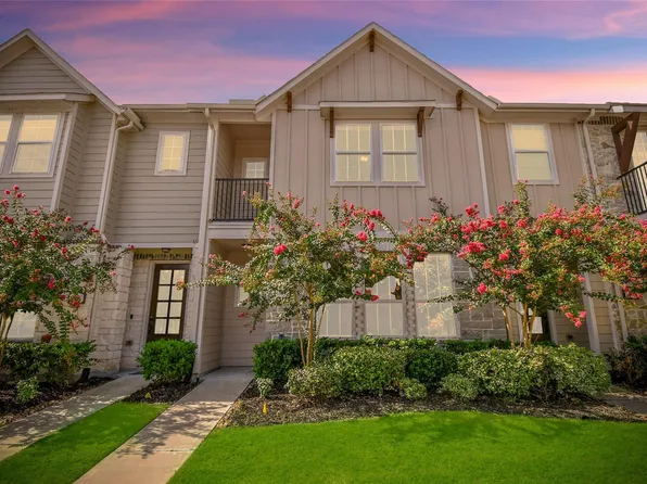 18225 Crystal Knoll Dr, Cypress, TX 77433