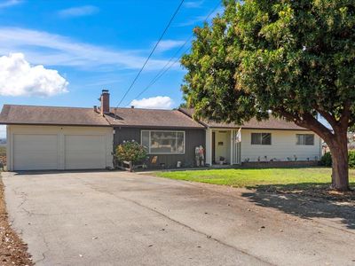 22 Easton Rd, Royal Oaks, CA, 95076