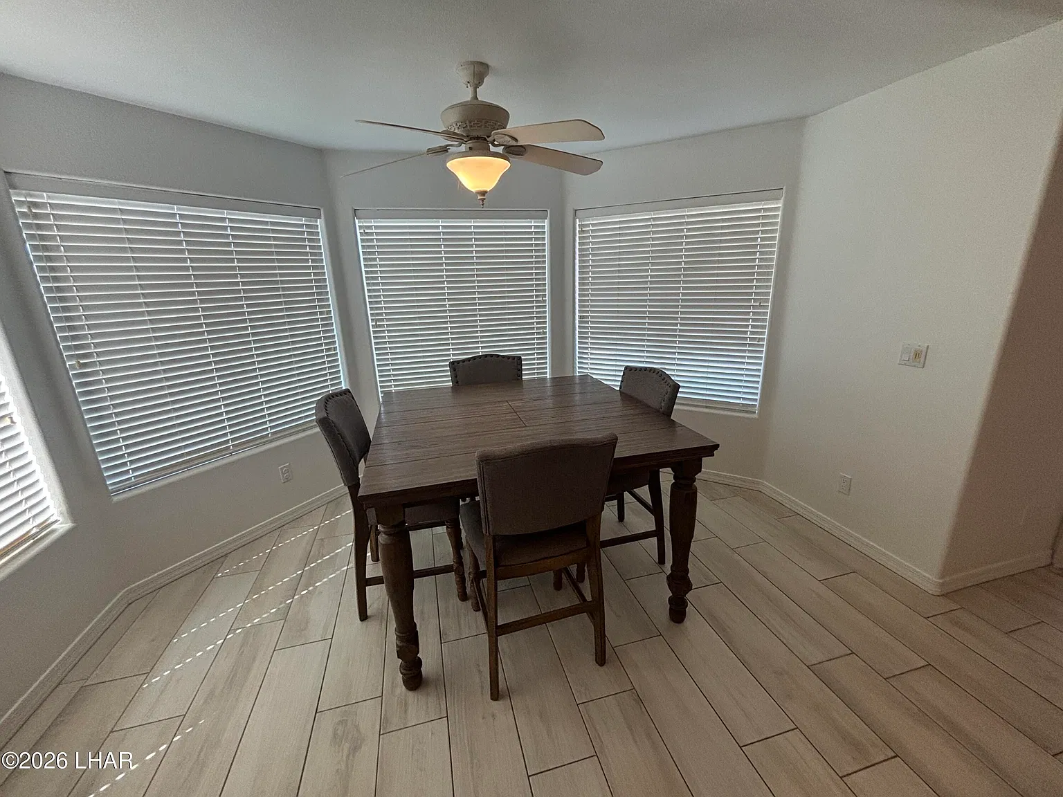 3 bed, 2.0 bath, 1778 sqft, $2,000 — Photo 4