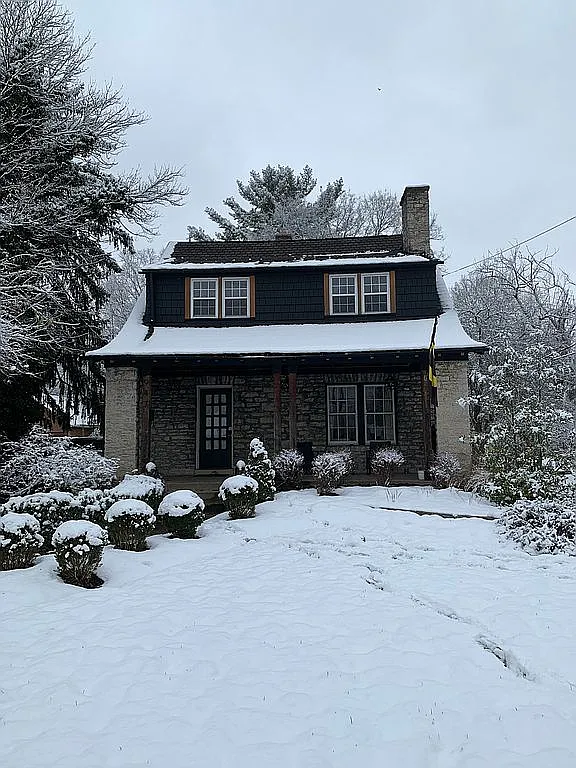947 N Nelson Rd photo 1