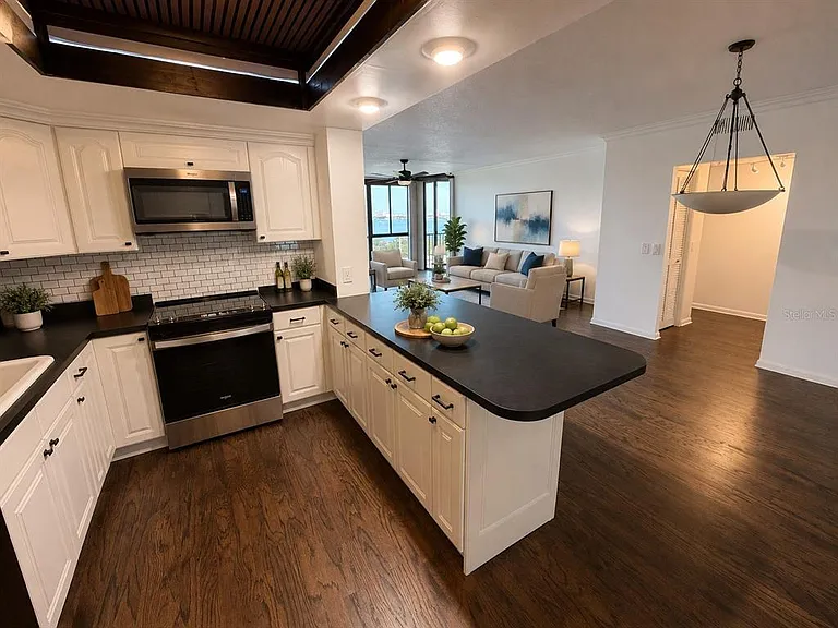 7100 Sunshine Skyway Ln S #604 — Photo 6