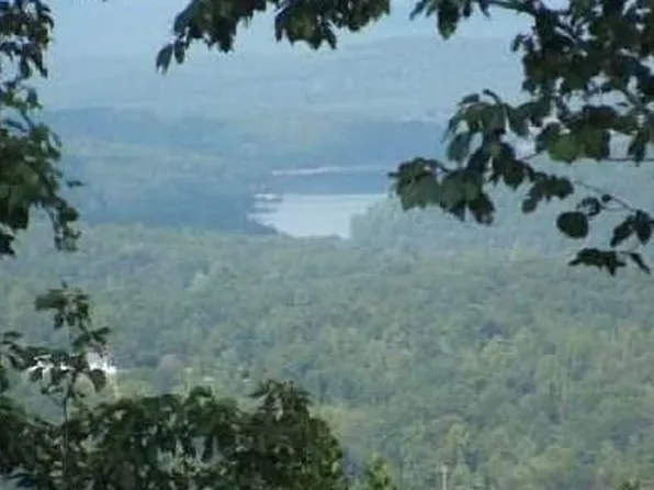 Sweetbay Dr, Blairsville, GA 30512