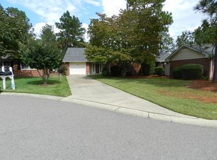 225 Mockingbird Ct, Pinehurst, NC 28374