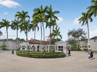 7110 SW 54th St, Miami, FL 33155