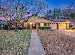 1305 Bluff Dr, Round Rock, TX 78681