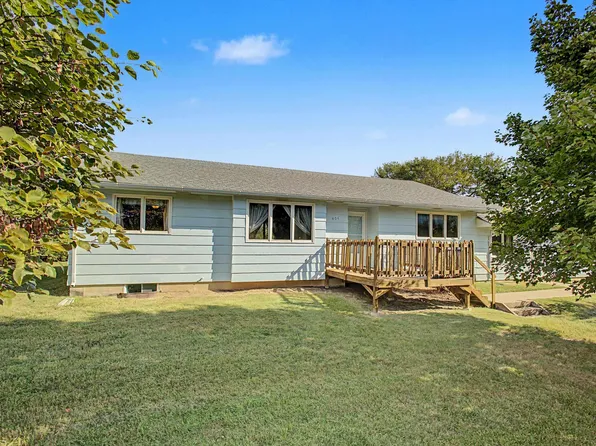 404 N Van Buren St, Abilene, KS 67410