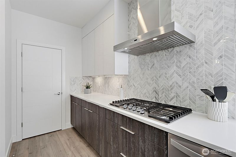 5th image of 11815 SE 218th Place