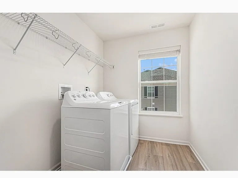 1848 Wren Rd — Photo 14