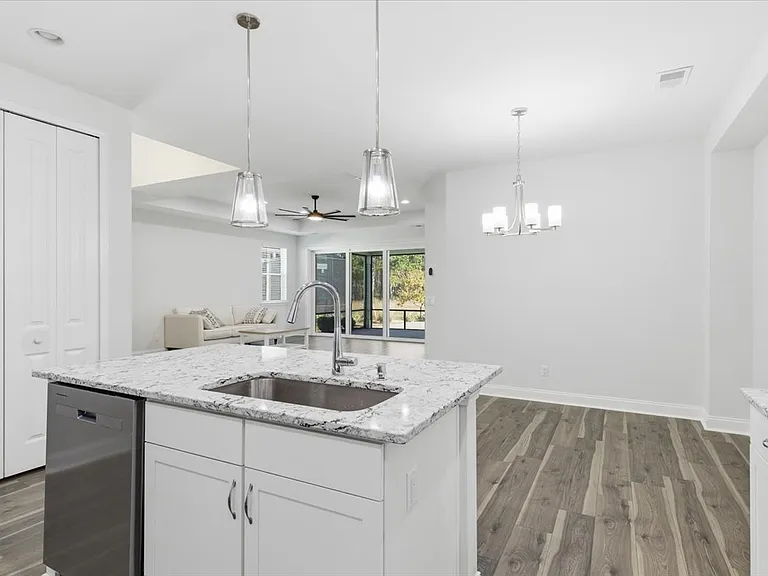 155 Weekend Ave — Photo 23